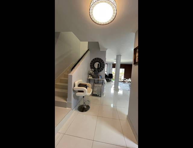 3 BEDROOM TOWNHOUSE FOR SALE IN MORNINGSIDE